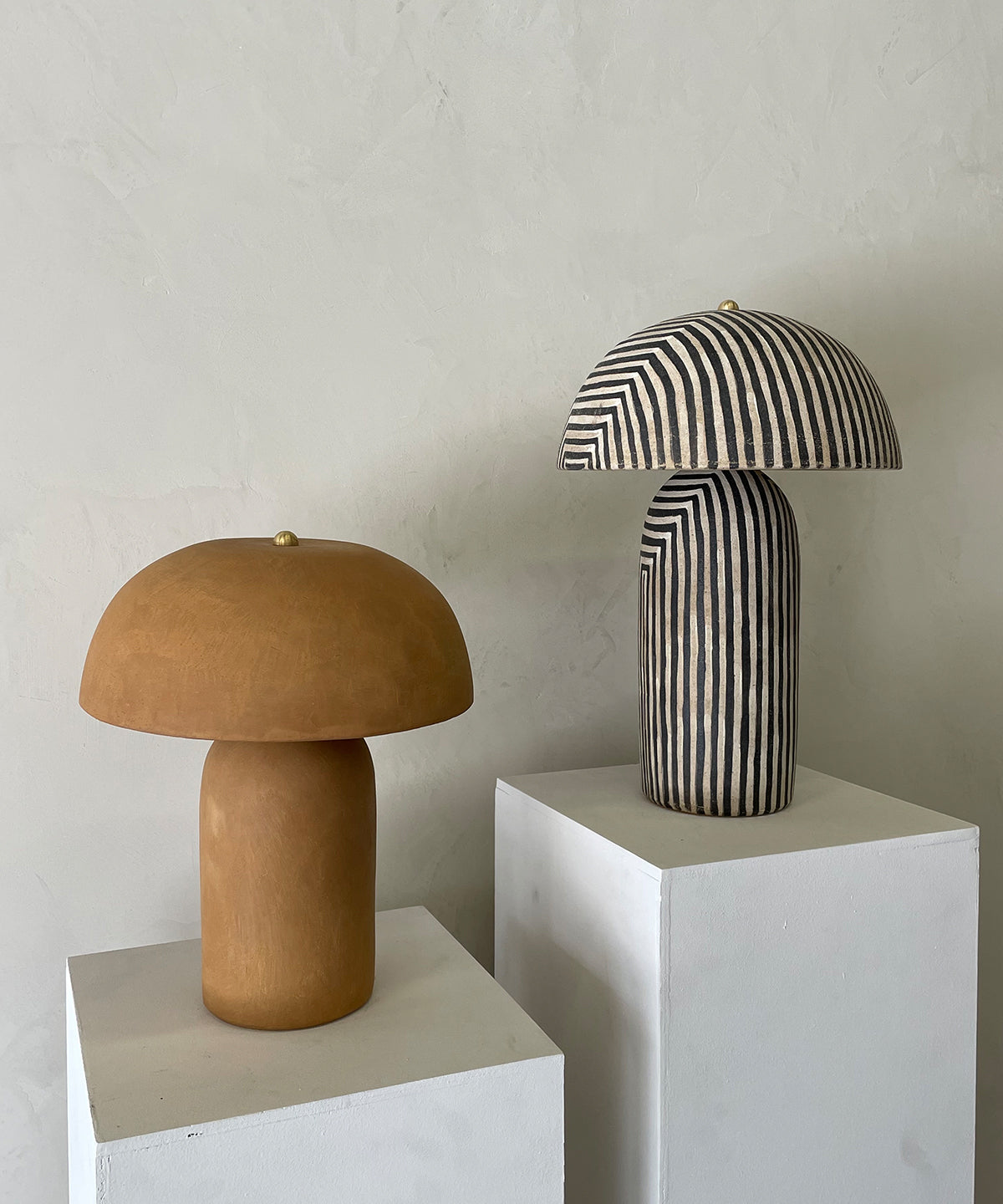 Tera Lamp - Terracotta - Medium - Sample