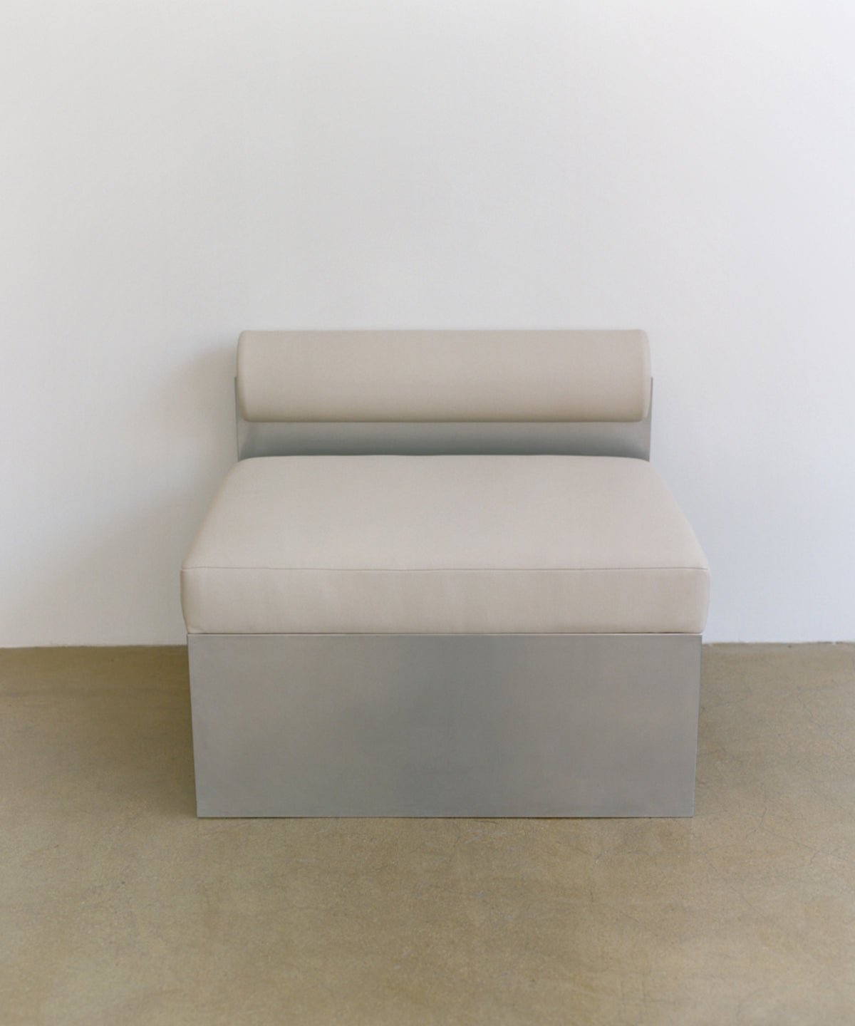 Building Blocks Lounge Chair Off-White by Jialun Xiong – TRNK