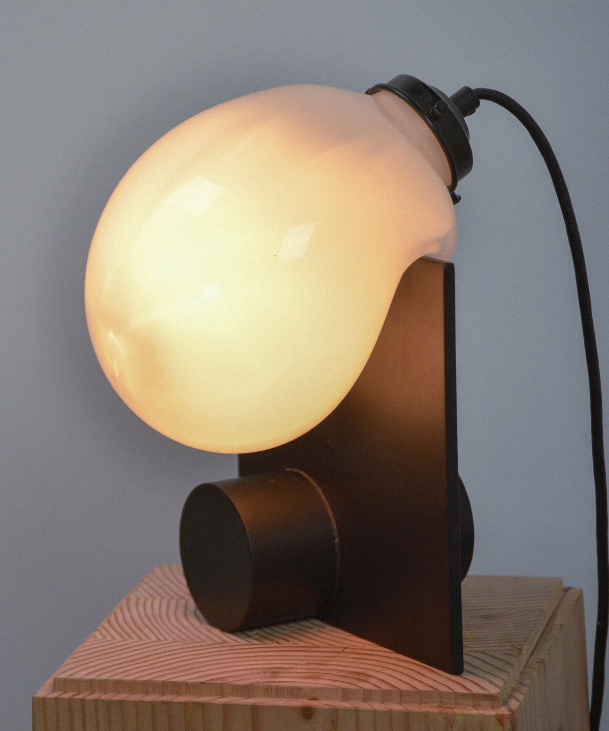 Bloop Table Lamp | Unique Sculptural Lighting – TRNK