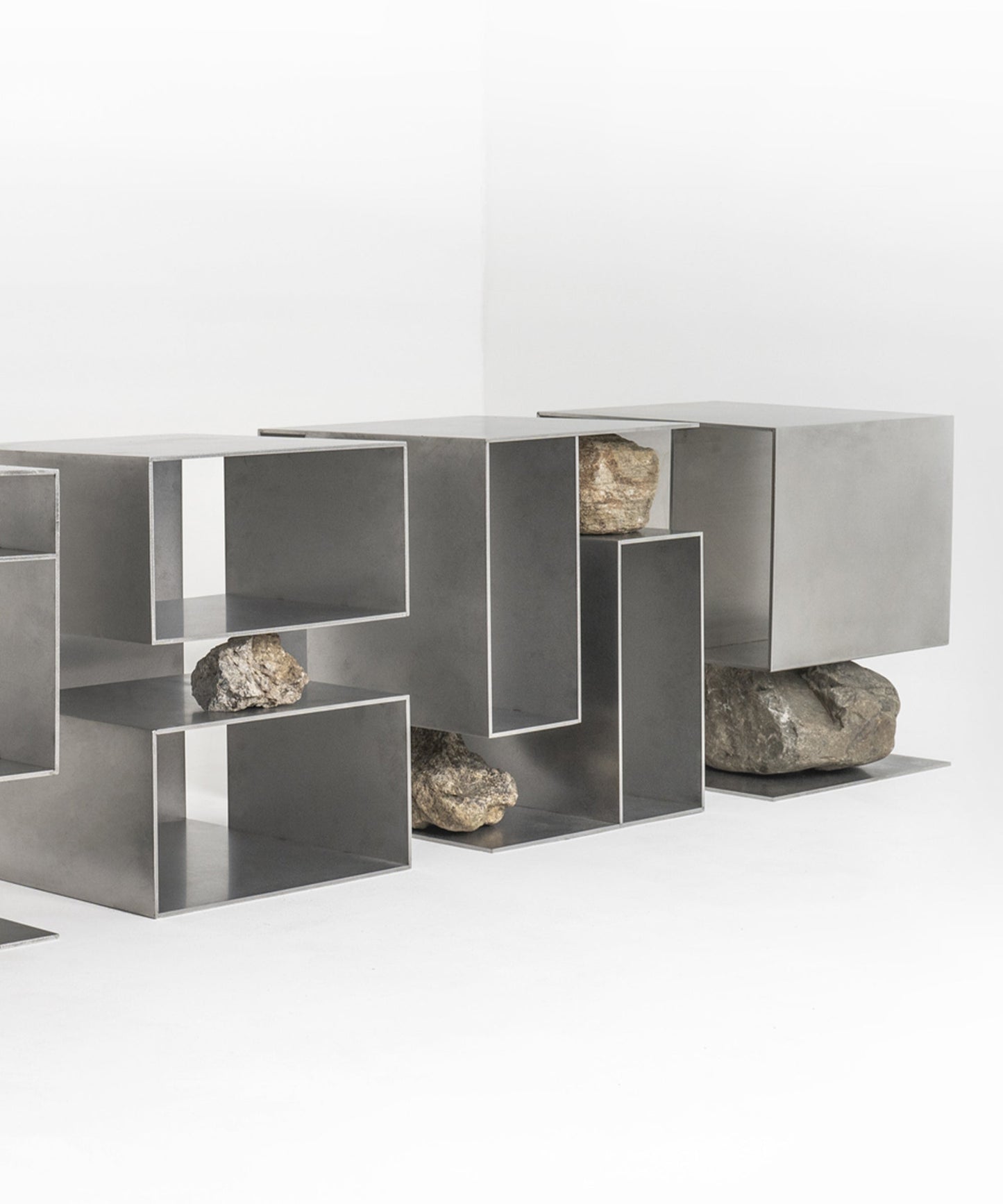 Proportions of Stone Side Table 04 - Sample