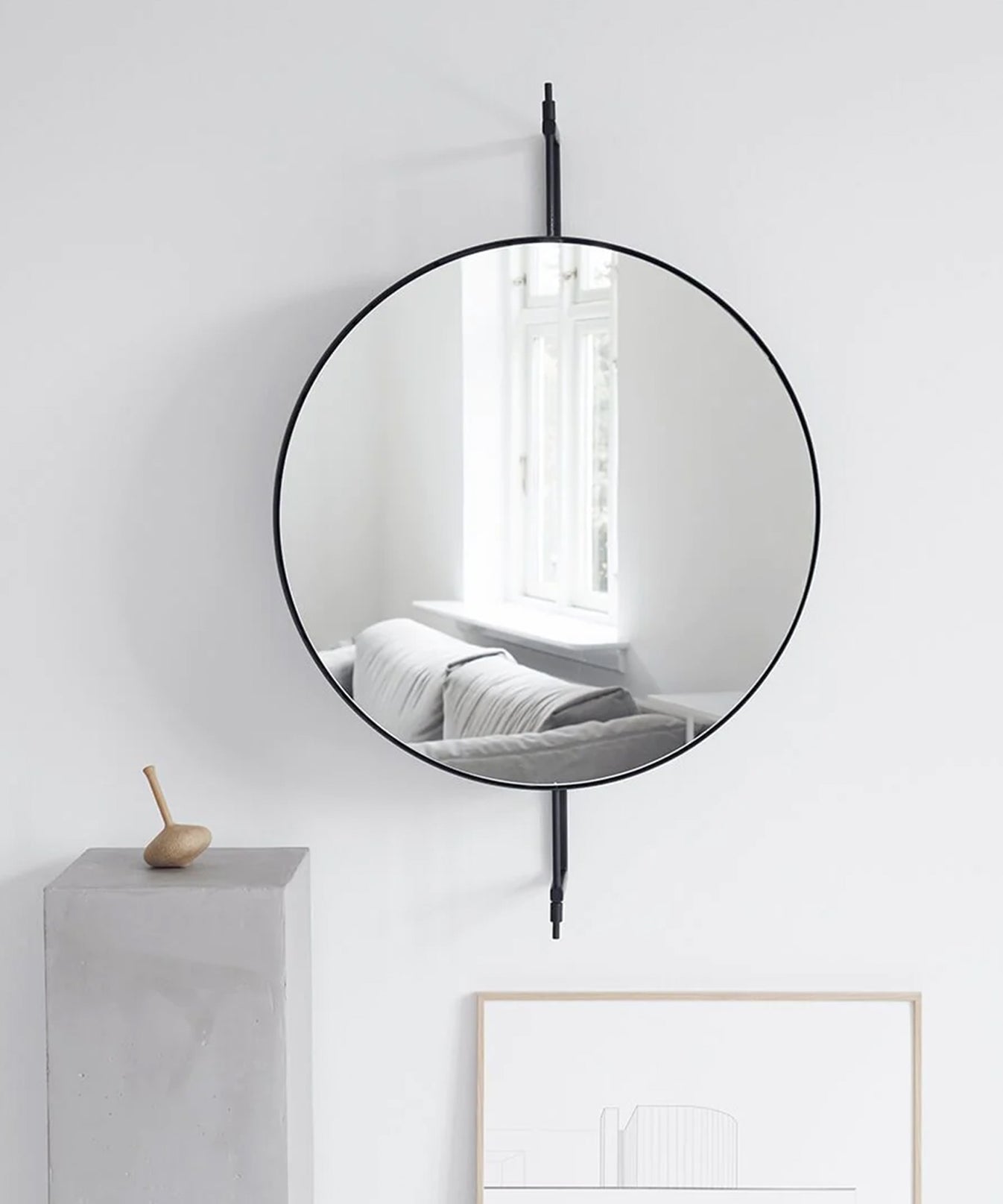 Full-Size Rotating Mirror ft. Scandinavian Design – TRNK
