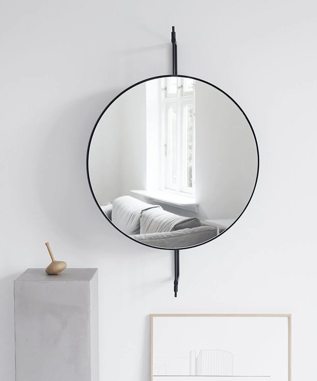 Full-Size Rotating Mirror ft. Scandinavian Design – TRNK